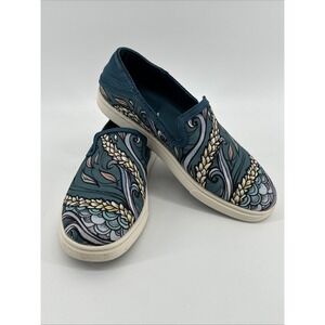 OluKai Kailua Hoa Wooden Wave Women's Slip-ons US W6.5 Shoes Cute Unique Design